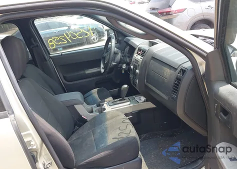 2010 Ford Escape Xlt from USA, damaged, VIN 1FMCU9D71AKA94985